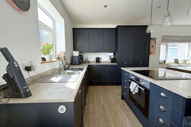 30, Kinson Avenue, Poole photo 4