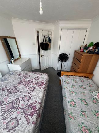 Flat 16, Marquis Court, Earls Meade, Luton photo 5