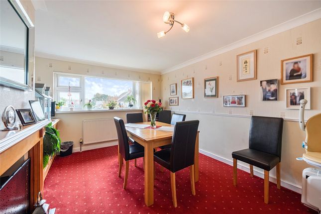 31, Clifford Avenue, Newton Abbot photo 3