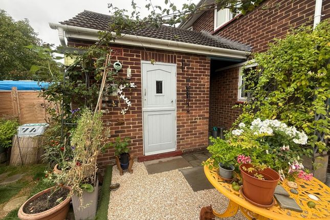 4, Queens Court, Cambridge photo 3