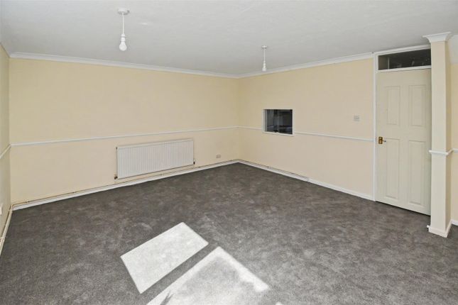 1, Dresden Close, Corby photo 3
