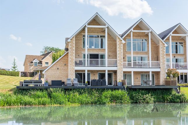 20, Waters Edge, Peterborough photo 2