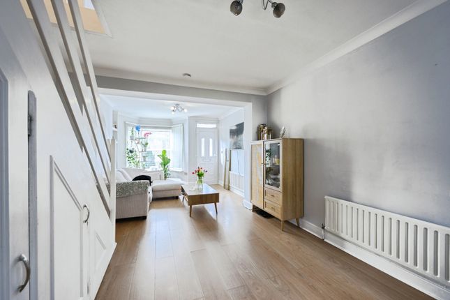 243, Godstone Road, Surrey photo 3