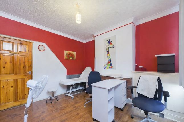 146, Tudor Road, Leicester photo 2