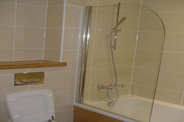 27, Albion House, Bradford photo 4