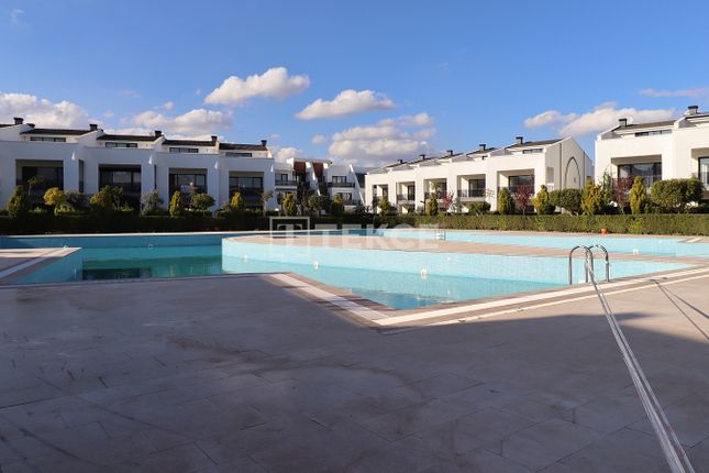 Villa for sale in Altınkale, Döşemealtı, Antalya, Türkiye