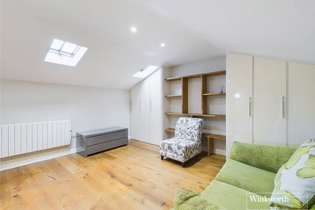 Flat 2, 122A, Castle Street, Berkshire photo 2