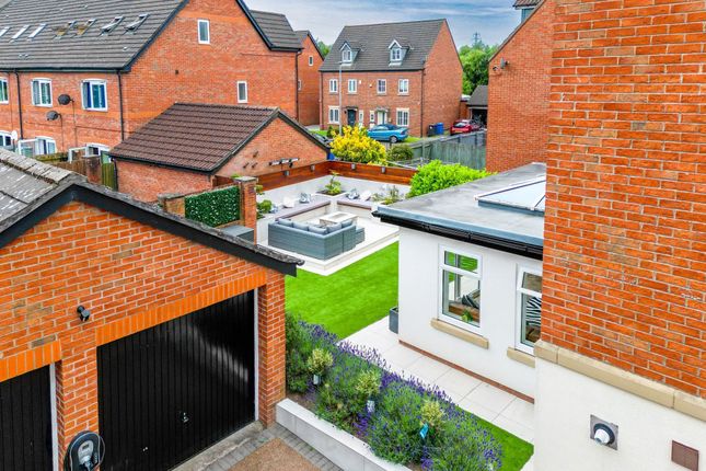 53 Lytham Close, Warrington photo 3