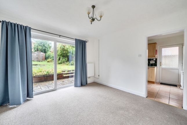 6, Airlie Corner, Hampshire photo 2