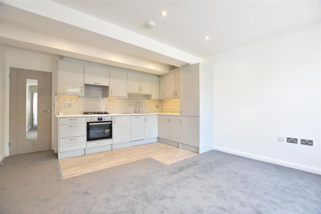 16 The Street, Ashtead photo 2