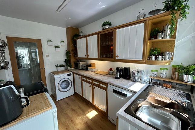 7, Fairfield Close, Llandudno photo 4