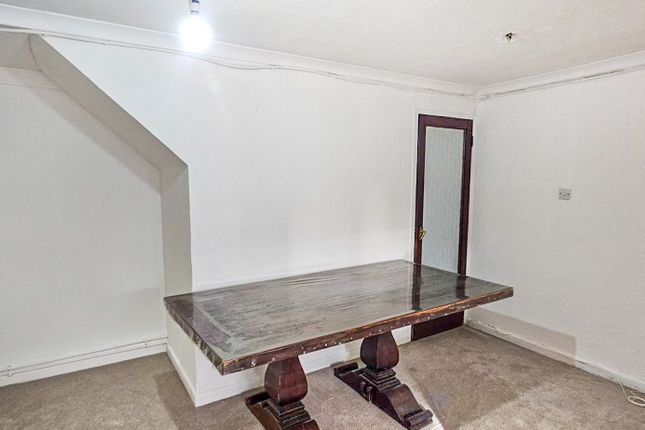 3 Clifford Road,, Canning Town, London photo 2