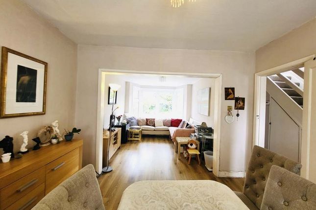 16, Bullescroft Road, Edgware photo 3