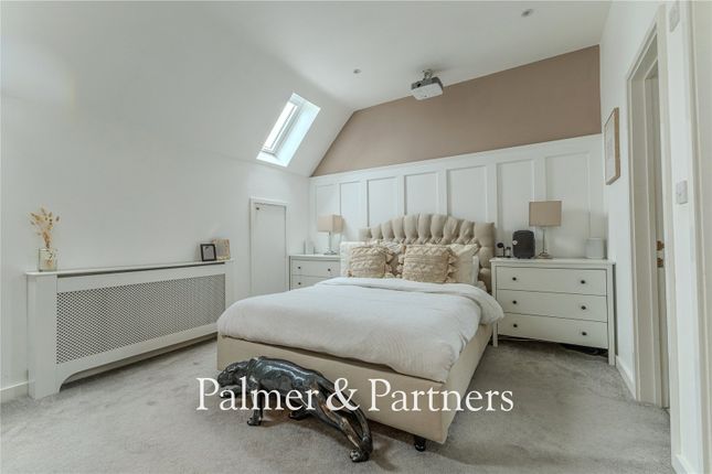 13, Bayswater Close, Suffolk photo 4