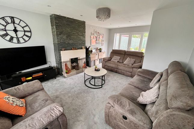 82, Fosse Way, Leicester photo 2