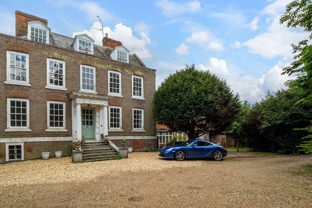 Country house for sale in Henley Bridge, Henley-On-Thames
