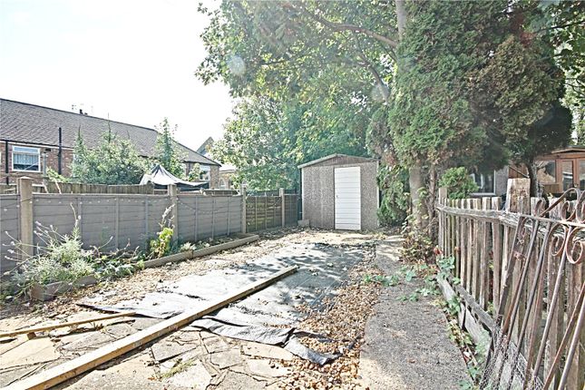 2, Crest Drive, Enfield photo 2