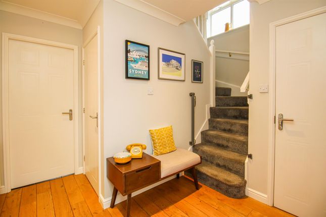 8, Kingston Drive, Normanton photo 3
