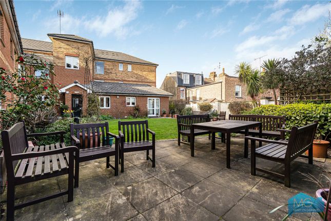 Flat 38, Mulberry Court,, Bedford Road, London photo 5