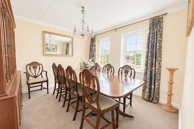 12, Whittlewood Close, St. Leonards-On-Sea photo 4