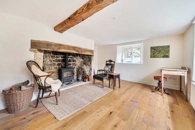 Hillview,, Chalford, Gloucestershire photo 2