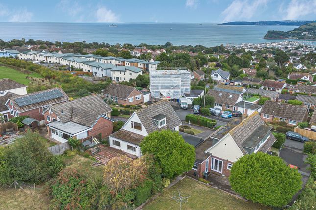 11, Higher Holcombe Drive, Teignmouth photo 2