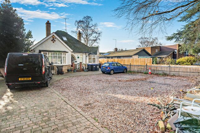 1-bed other on Overstone Lane, Overstone NN6, £460,000