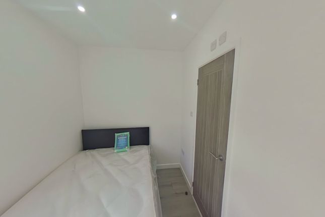 97 St. Georges Road, Coventry photo 3