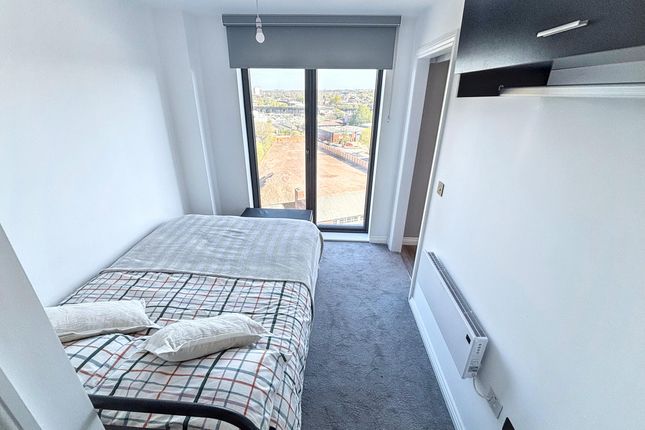 Flat 164, Leeds photo 5