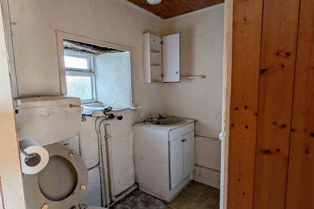4 Pleasant Terrace, St. Just, Penzance photo 5