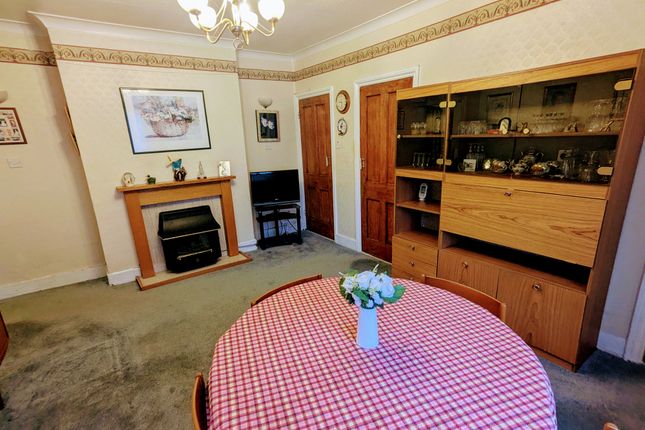 15, Shackstead Lane, Godalming photo 4