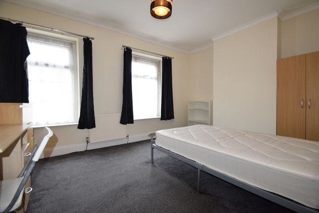 Whitchurch Place, Caridff photo 3