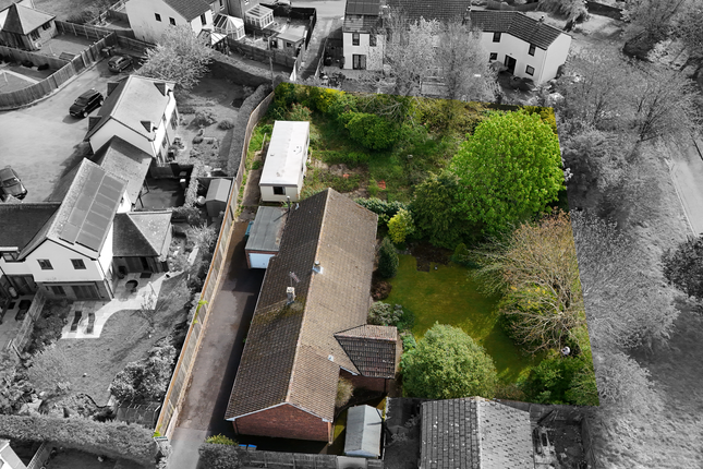 8 Tor-bay, Quainton photo 3