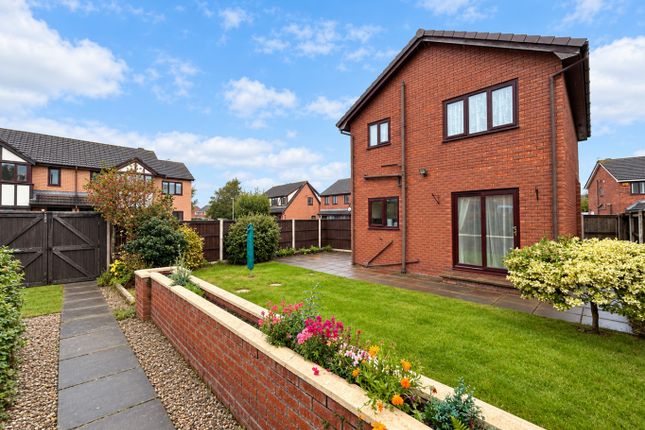 2 Turnberry Way, Southport, Merseyside photo 2