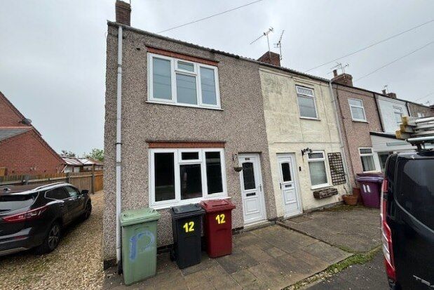 End terrace house to rent in King Street, Alfreton