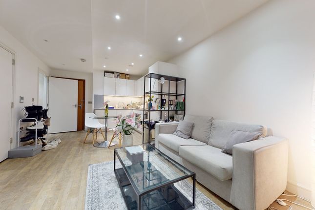 Thumbnail Flat to rent in Bach House, Nine Elms