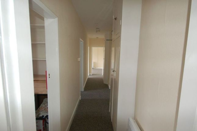 Flat 18 Weoley Court 201, Gibbins Road, Selly Oak photo 3