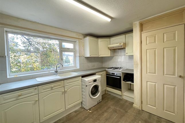 30, Montgomery Road, Hampshire photo 3
