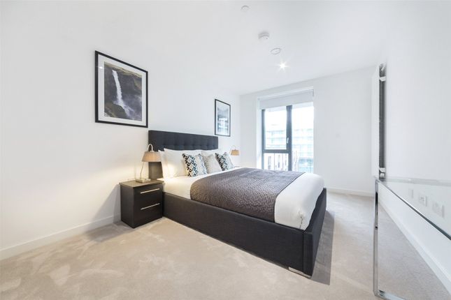 Flat for sale in Fairwater House, 1 Bonnet Street, London