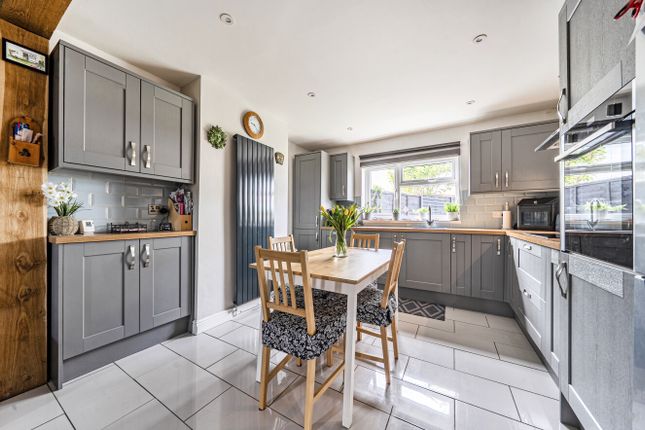23 Canonford Avenue, Hereford photo 3