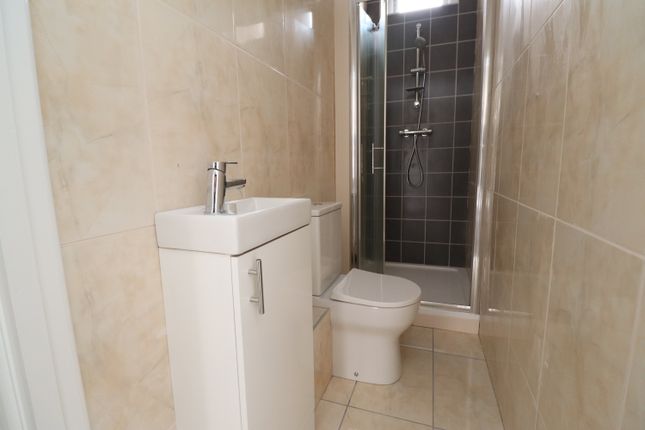 80, Main Street, Mexborough photo 5