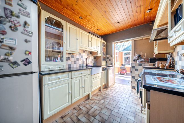 68, Bideford Way, Staffordshire photo 3
