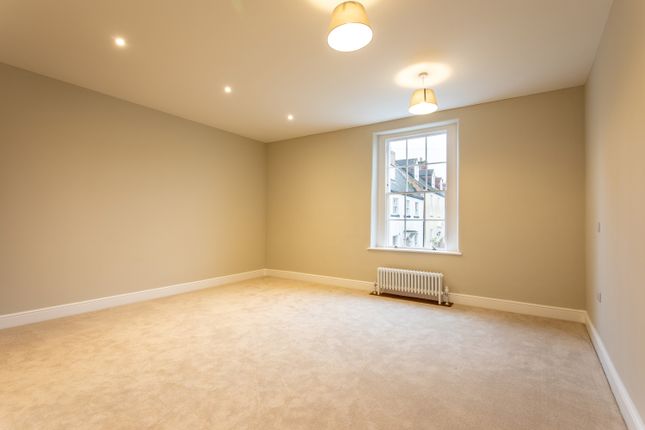 End terrace house to rent in Alfred Street, Westbury