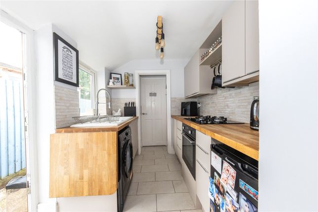 Thumbnail Terraced house for sale in Beaconsfield Place, Newport Pagnell, Buckinghamshire