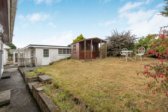 30 Cotswold Avenue, St. Austell photo 2