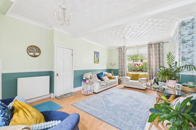 14 Crosscombe Terrace, Ebbw Vale photo 2