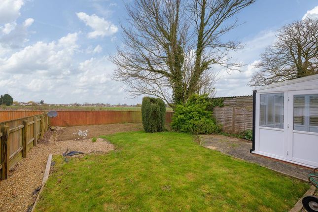 New House, Well End, Wisbech photo 3
