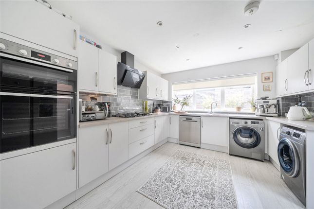 53, Mount Pleasant, Westerham photo 3