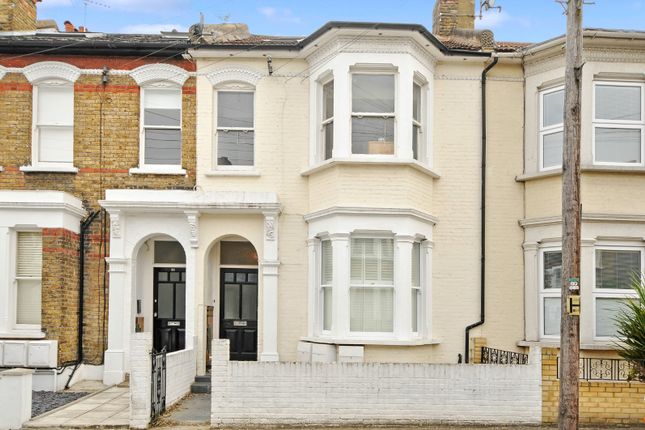 Flat 3, 23, Rowfant Road, London photo 5