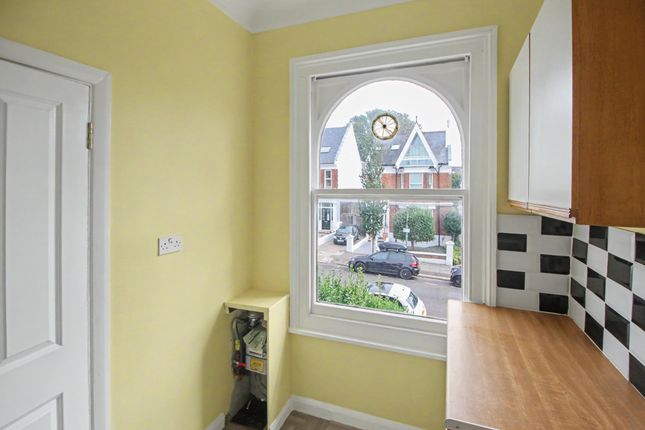 Flat 3, Hove photo 3